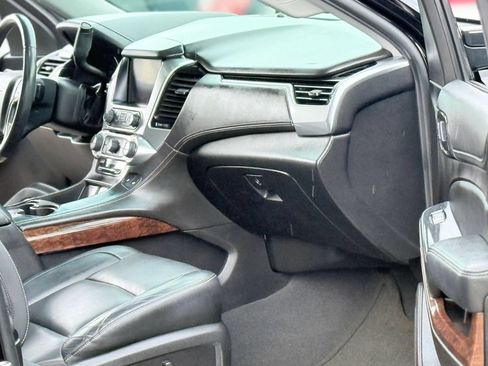 Used 2020 Chevrolet Tahoe LT AWD/4WD image 19