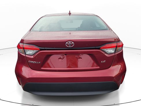 Used 2025 Toyota Corolla LE FWD image 6