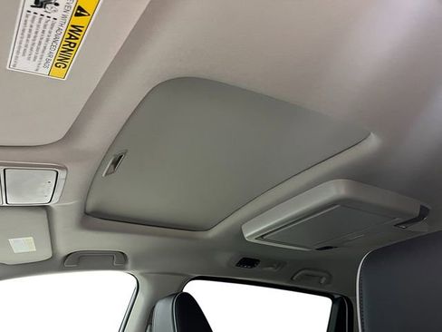 New 2026 Honda Odyssey Touring image 22