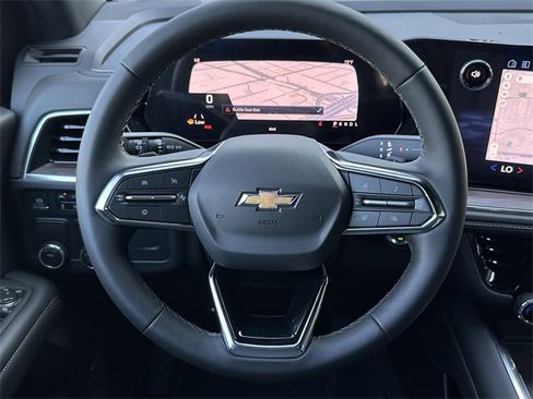 New 2026 Chevrolet Suburban Premier image 12