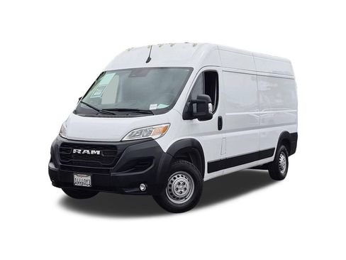 Used 2025 RAM ProMaster 2500 w/ Convenience Group FWD image 1