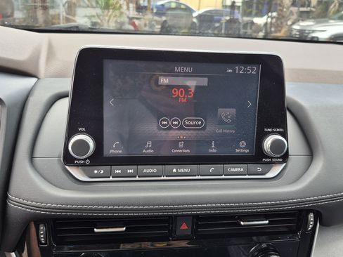 Certified 2021 Nissan Rogue SV FWD image 27