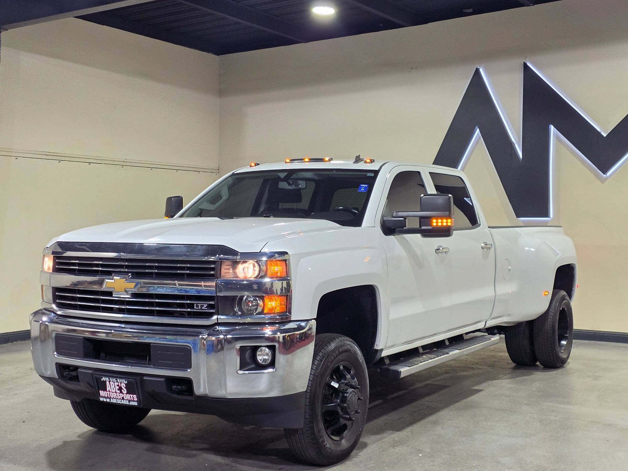 Used 2015 Chevrolet Silverado 3500 LTZ AWD/4WD image 1