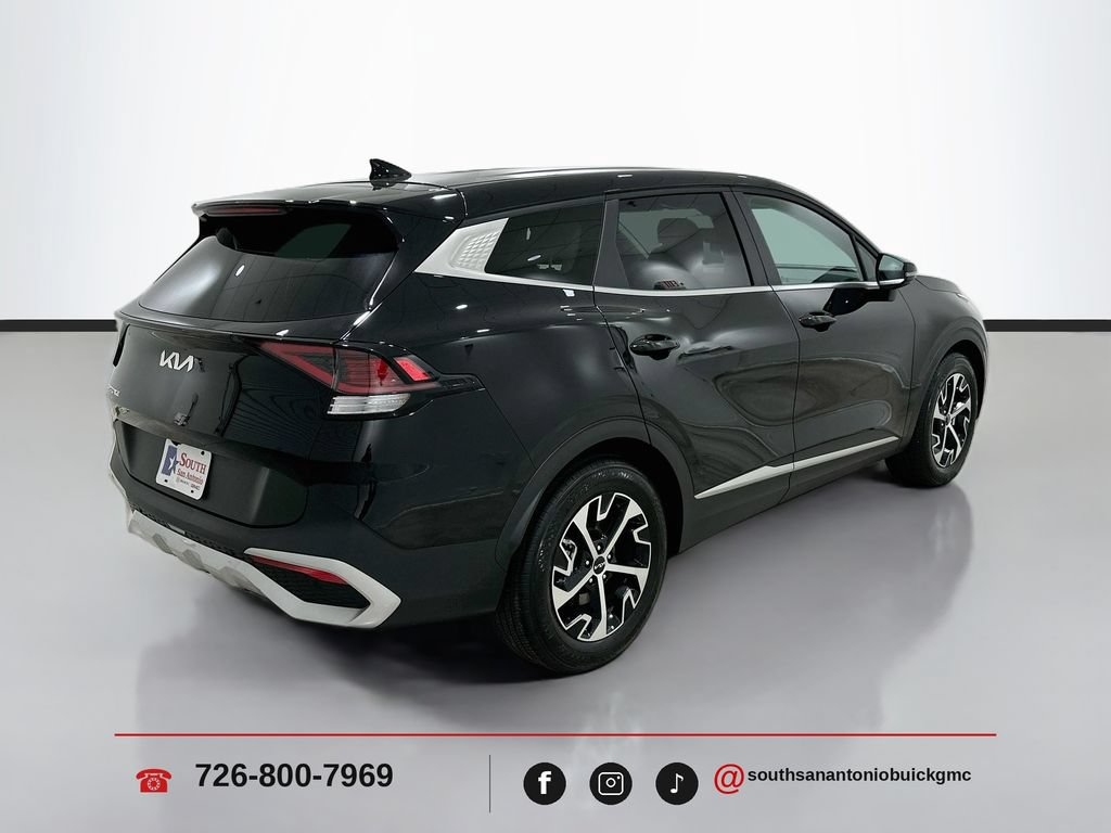 Used 2025 Kia Sportage EX FWD image 8