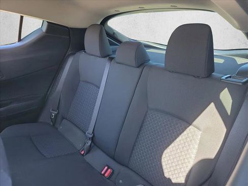 Used 2020 Toyota C-HR LE image 14