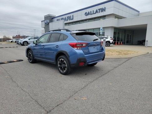 Used 2023 Subaru Crosstrek 2.0i image 6