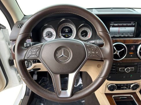 Used 2014 Mercedes-Benz GLK 350 2WD image 18