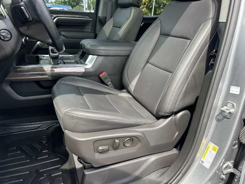 Used 2025 Chevrolet Silverado 1500 LTZ w/ LTZ Premium Package AWD/4WD image 31