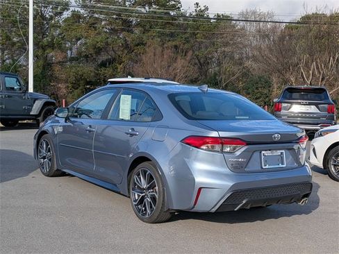 Used 2022 Toyota Corolla SE image 5
