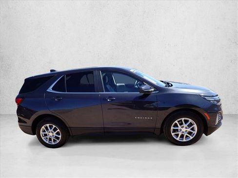 Used 2022 Chevrolet Equinox LT FWD image 4