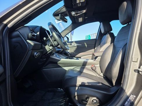 Used 2024 Dodge Hornet R/T Plus w/ Tech Pack Plus w/o Parking image 14