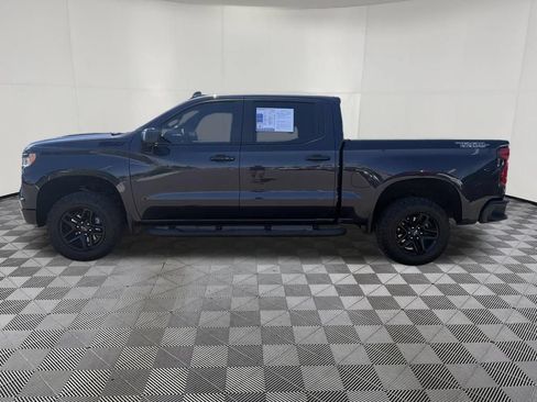Used 2023 Chevrolet Silverado 1500 LT Trail Boss w/ LT Trail Boss Premium Package AWD/4WD image 4