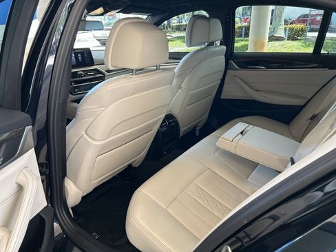 Used 2023 BMW 540i w/ M Sport Package RWD image 34