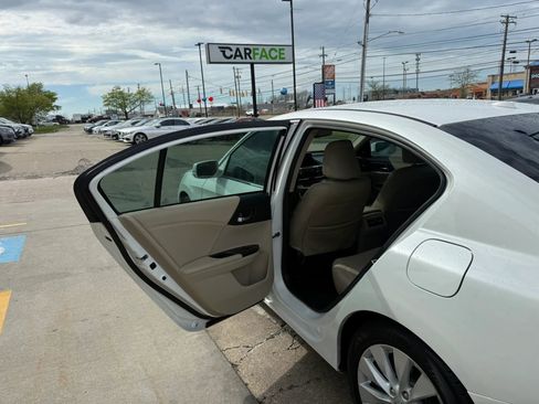 Used 2015 Honda Accord EX-L image 19