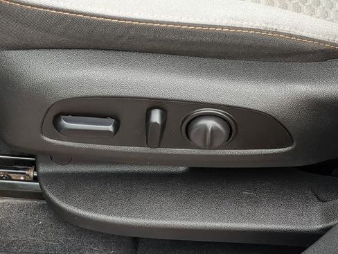 Used 2019 GMC Terrain SLE image 17