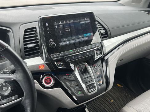 Used 2019 Honda Odyssey Elite image 17