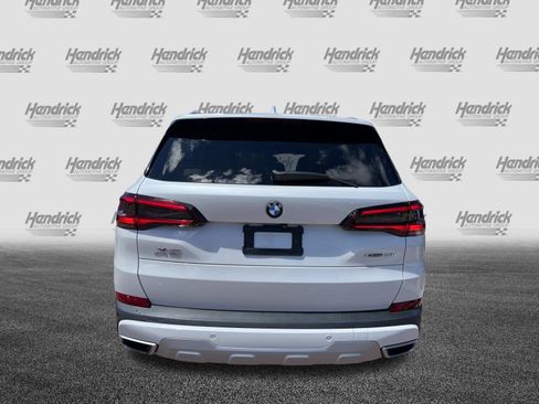Used 2021 BMW X5 xDrive40i w/ Premium Package AWD/4WD image 9