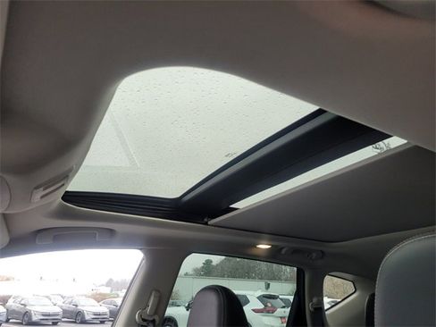 Certified 2024 Nissan Murano Platinum w/ Cargo Package image 10