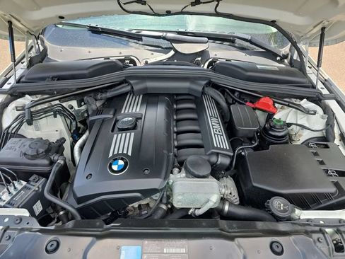 Used 2010 BMW 528i xDrive Sedan AWD/4WD image 50