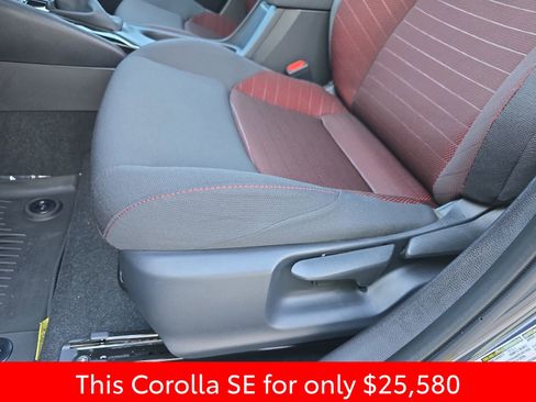 Used 2026 Toyota Corolla SE image 34