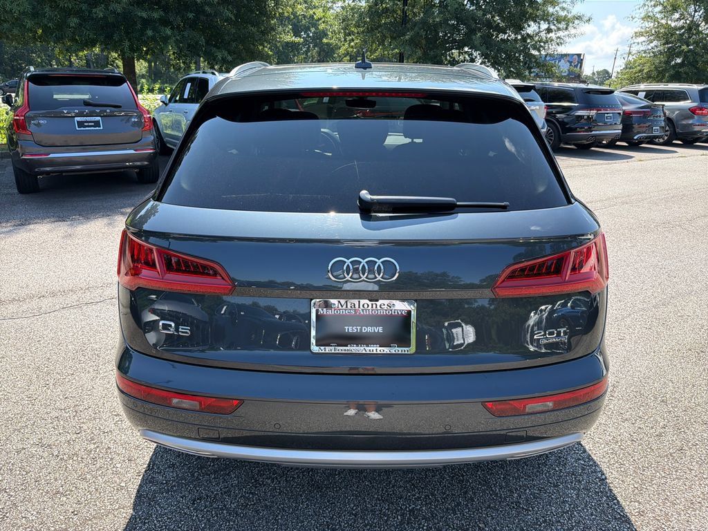Used 2018 Audi Q5 2.0T Premium Plus w/ Premium Plus Package AWD/4WD image 6