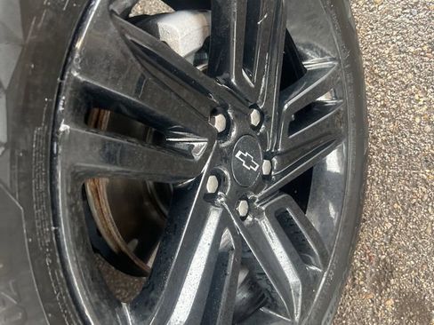 Used 2024 Chevrolet Trax ACTIV w/ Sunroof Package image 39