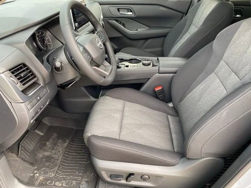 New 2026 Nissan Rogue SV image 10