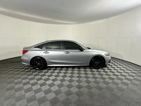 Used 2023 Honda Civic Sport image 5