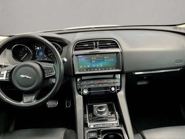 Used 2019 Jaguar F-PACE AWD/4WD image 8