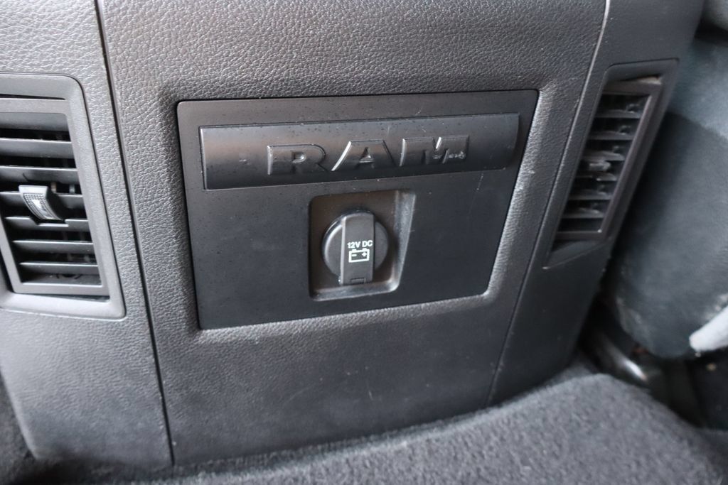 Used 2017 RAM 1500 Big Horn AWD/4WD image 25