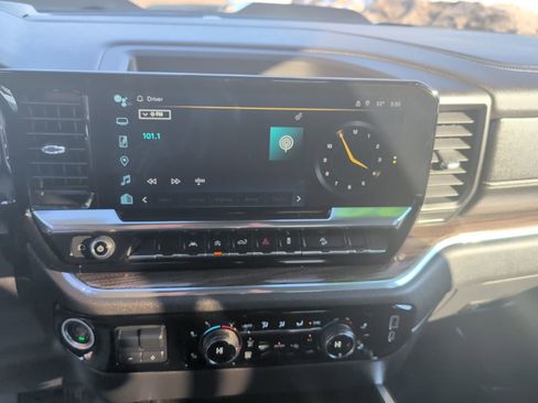 Used 2024 Chevrolet Silverado 1500 LT Trail Boss w/ Protection Package image 21