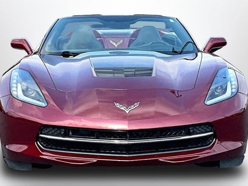 Used 2017 Chevrolet Corvette Stingray Convertible RWD image 2