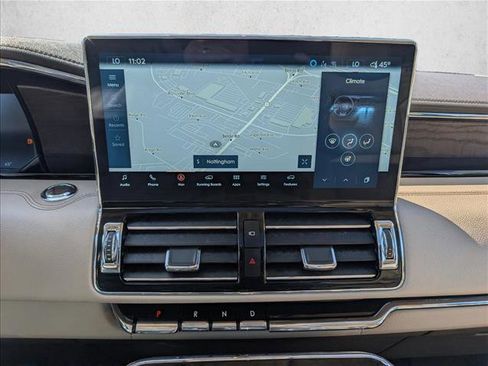 Used 2024 Lincoln Navigator Reserve AWD/4WD image 13