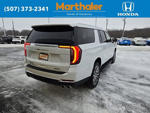 Used 2025 GMC Yukon XL Denali image 5