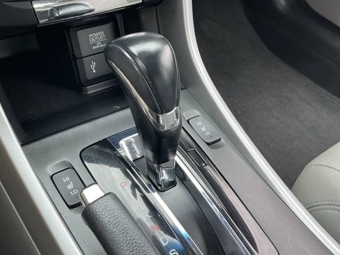 Used 2013 Honda Accord EX-L image 25