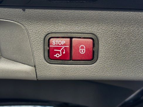 Used 2020 Mercedes-Benz GLS 450 4MATIC image 13