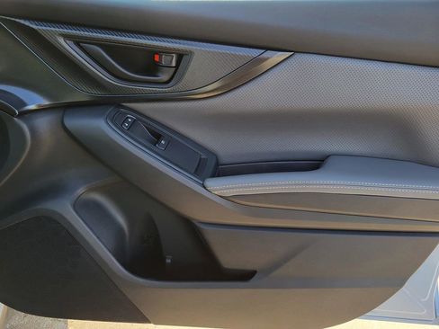 Used 2021 Subaru Crosstrek 2.5i Sport w/ Moonroof Package image 7