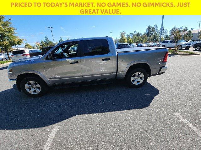Used 2025 RAM 1500 Big Horn AWD/4WD image 10