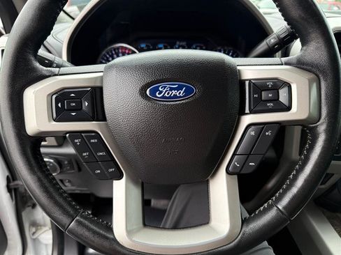 Used 2019 Ford F250 Lariat w/ Lariat Value Package image 34