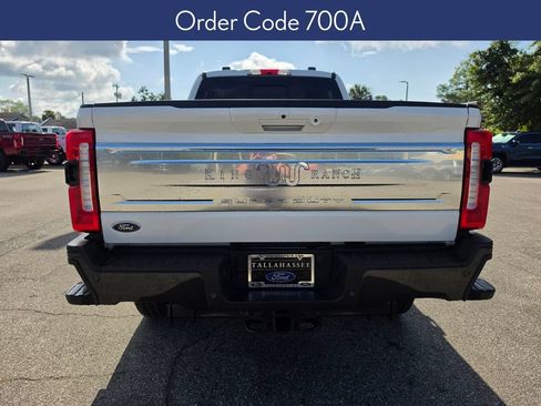 Used 2025 Ford F250 King Ranch w/ FX4 Off-Road Package AWD/4WD image 8