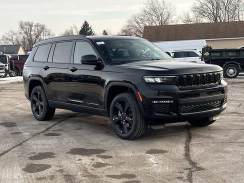 New 2025 Jeep Grand Cherokee L Limited image 1
