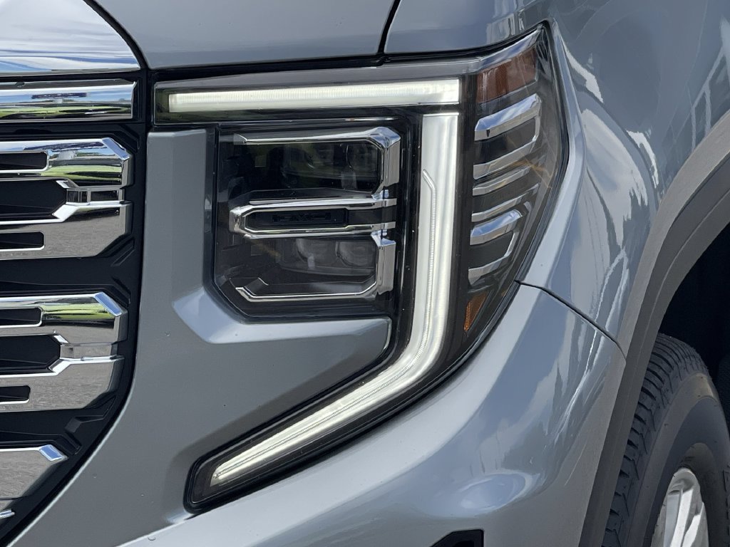 Used 2023 GMC Sierra 1500 Denali AWD/4WD image 15
