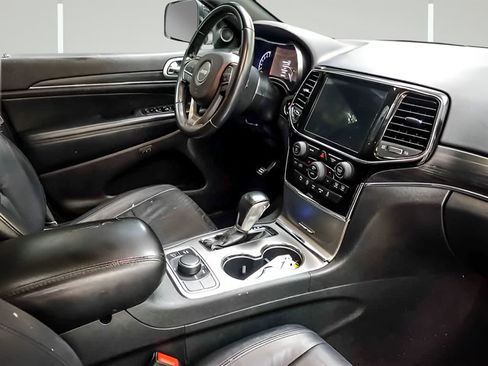 Used 2020 Jeep Grand Cherokee Limited AWD/4WD image 28