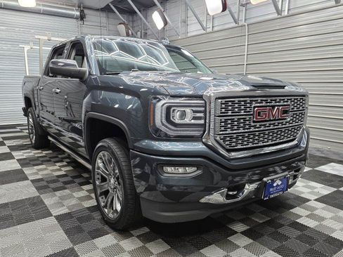 Used 2018 GMC Sierra 1500 Denali w/ Denali Ultimate Package AWD/4WD image 5
