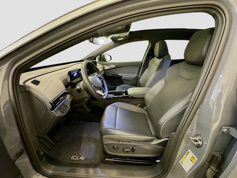 Used 2023 Volkswagen ID.4 Pro S Plus AWD/4WD image 13
