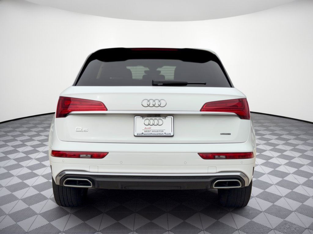 Used 2023 Audi Q5 2.0T Premium w/ Convenience Package AWD/4WD image 11