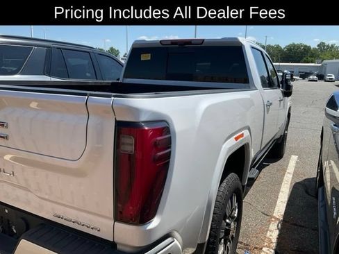 Used 2024 GMC Sierra 2500 Denali w/ Denali Reserve Package AWD/4WD image 5