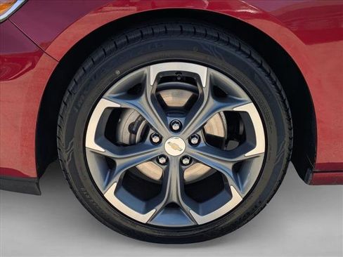 Used 2019 Chevrolet Malibu RS FWD image 23