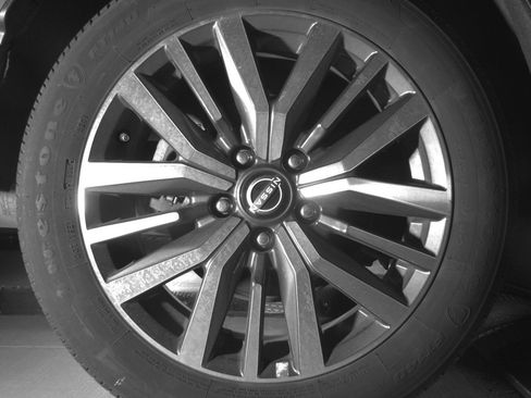 Used 2024 Nissan Kicks SV FWD image 15