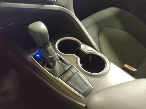 Used 2024 Toyota Camry LE image 26